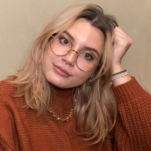 Meet your Posher, Kayleena